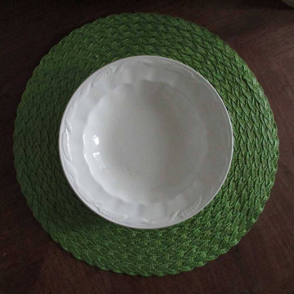Vtg white ironstone shallow soup/salad bowl / set of 2